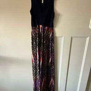 Sleeveless V-Neck Maxi Dress in Navy with Multicolor Print